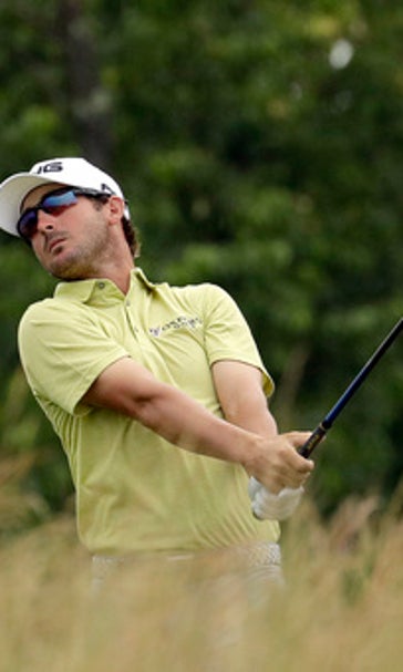 The Latest: Weather halts Round 1 at US Open for 3rd time